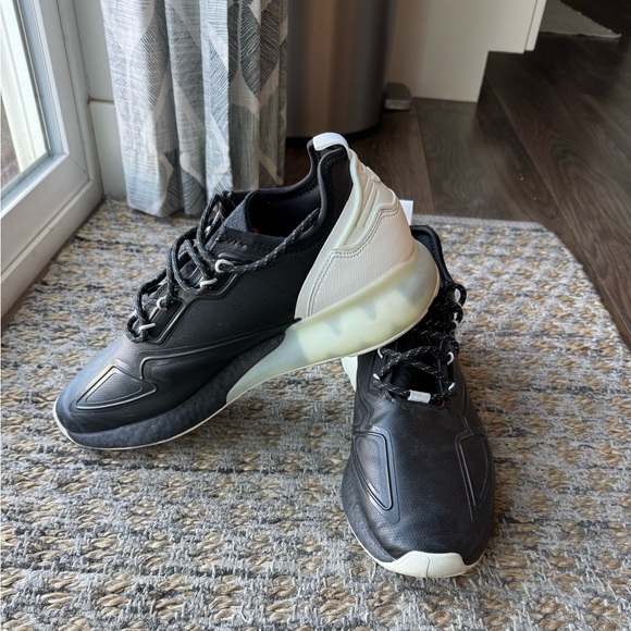 Adidas Mens Size 12 ZX 2K Boost Shoes - Picture 2 of 6